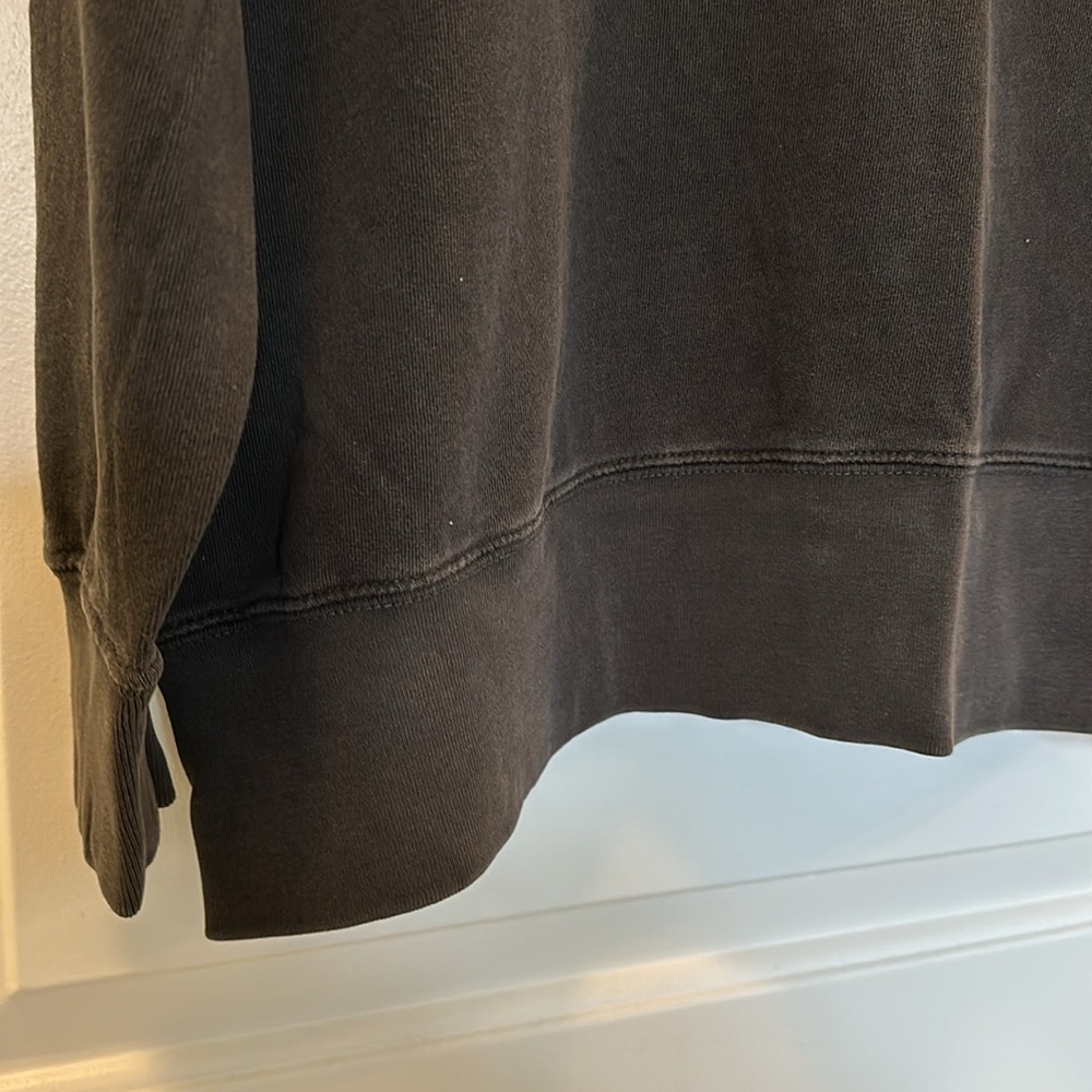 H&M sweatshirt - Picture 3 of 6